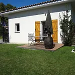 Maison Calme Avec Jardin Et Parking A 15mn De La La Grande Motte Ou Le Grau Du Roi *