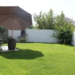 Maison Calme Avec Jardin Et Parking A 15mn De La La Grande Motte Ou Le Grau Du Roi Feriehus
