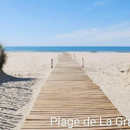 Prázdninový dům Maison Calme Avec Jardin Et Parking Prives *