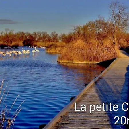 Maison Calme Avec Jardin Et Parking A 15mn De La La Grande Motte Ou Le Grau Du Roi