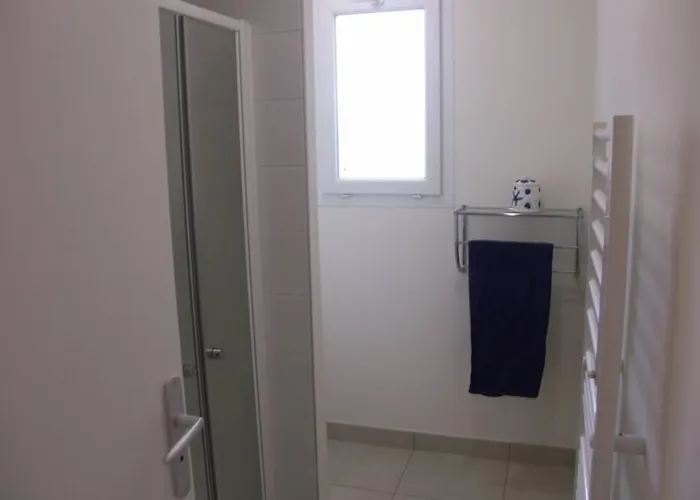 Maison Calme Avec Jardin Et Parking Prives Semesterbostad *