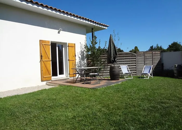 Maison Calme Avec Jardin Et Parking Prives *